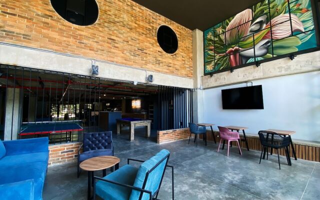 Los Patios Cool Living