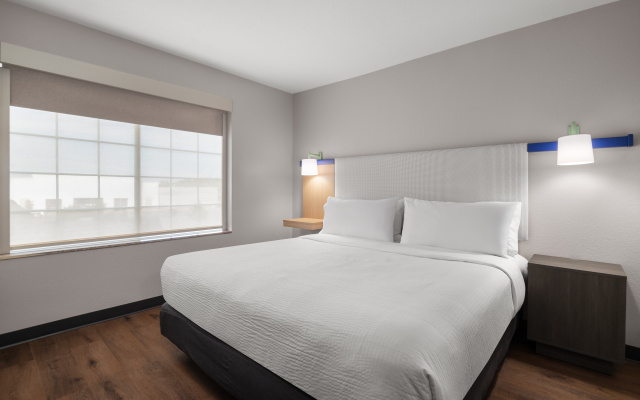 Garner Hotel Paducah West by IHG