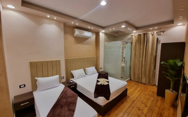 Cairo plaza 2 hotel
