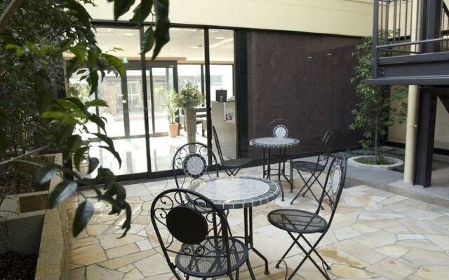 Aoi Hotel