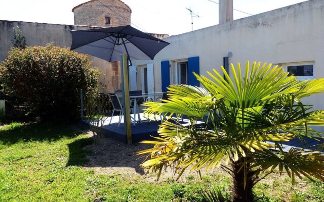 House With 2 Bedrooms in Marennes, With Private Pool, Enclosed Garden