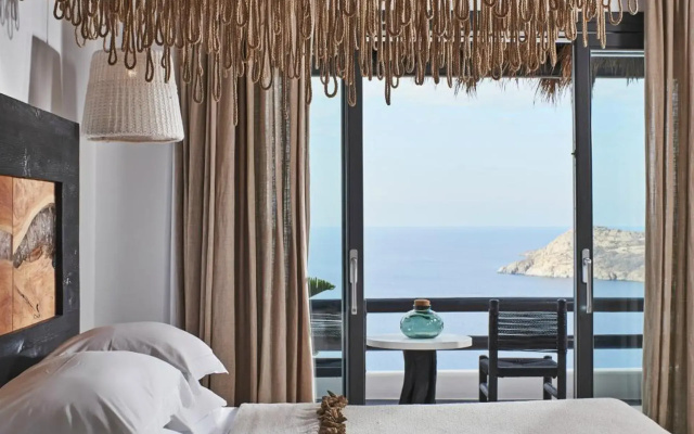 Myconian Utopia Relais & Chateaux