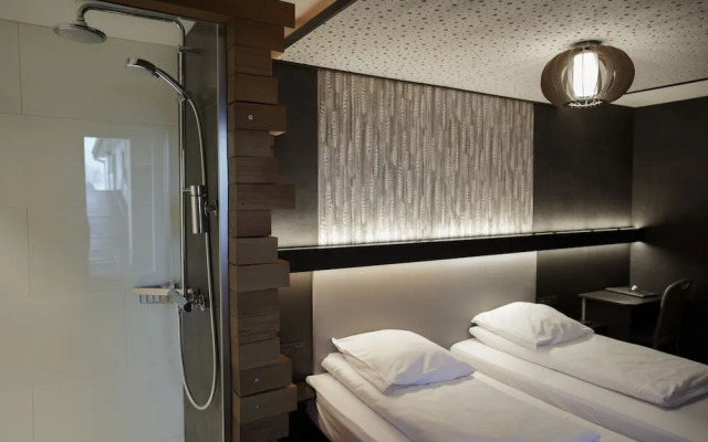 RAVEL Hotel Cyrano
