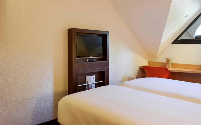 ibis Nevers