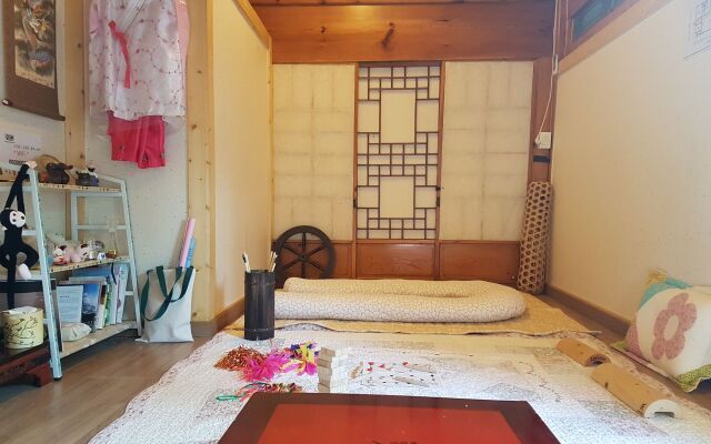 Gongsimga Hanok Guesthouse