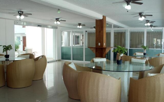 Terracaribe Hotel - In Cancun (Downtown Cancun)