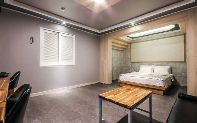 Gumi Wonpyeongdong Hotel Ruby