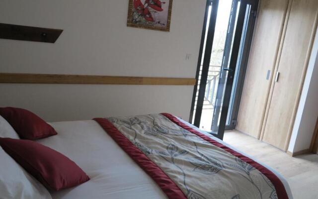 Sarl La Ferme de Maraval