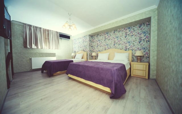 Aryaduta Suites Semanggi