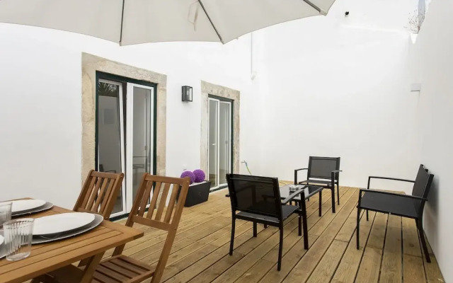 2BLocal Castelo Picão Apartments