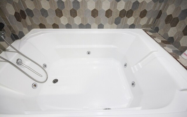 Jeonju Gosa Yaja Hanokmaeul