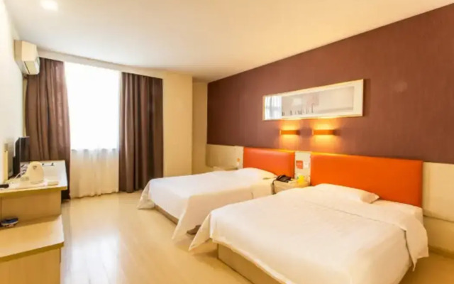 7 Days Inn (Suzhou Amusement Land Xinqu Commercial Street)