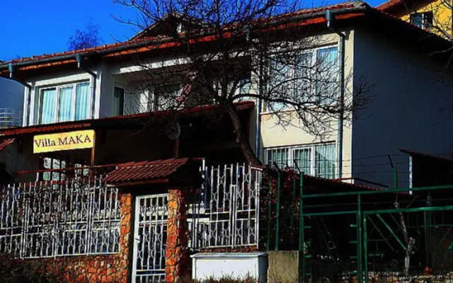 Villa Maka