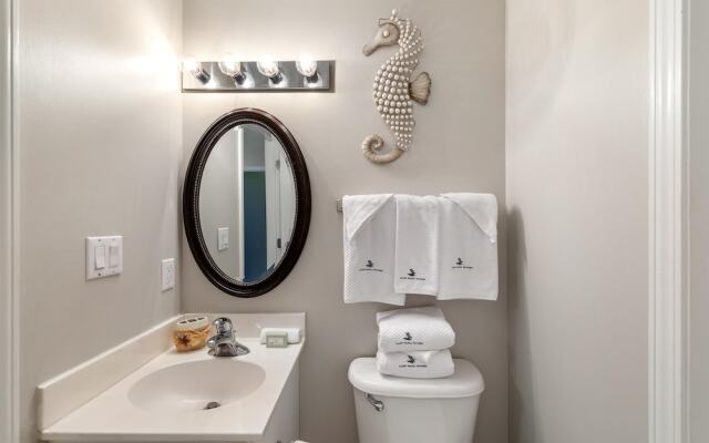 Windemere 904 with Pool Side Cabana