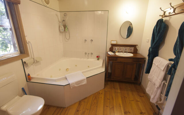 Olinda Country Cottages