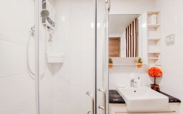 Nice And Homey Living 3Br At Sky House Bsd Apartment