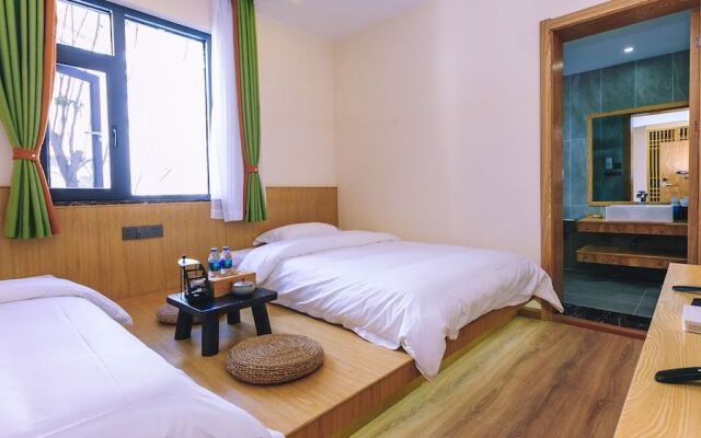 Floral Hotel Dali Fanyin Shiguang