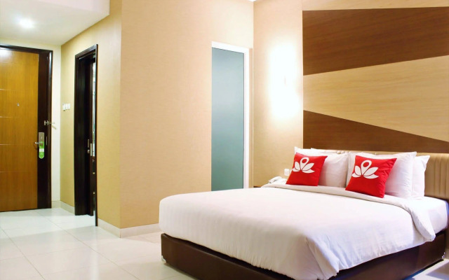 ZEN Rooms Cideng Timur Raya