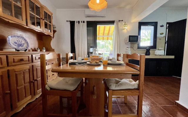 Tavira Traditional Villa by Homing