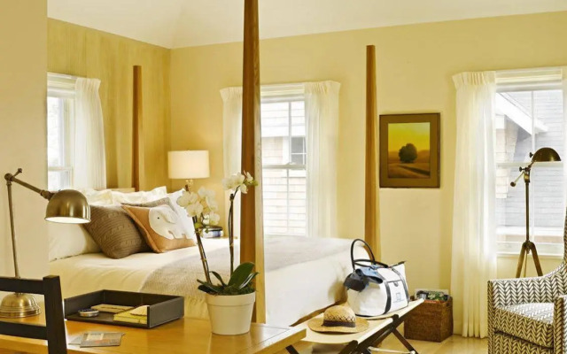 White Elephant Hotel