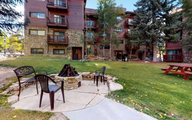 Pine Ridge Condominiums