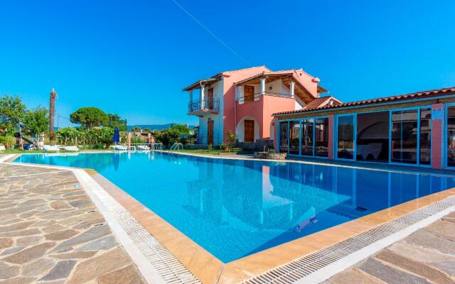 Loula Apartments
