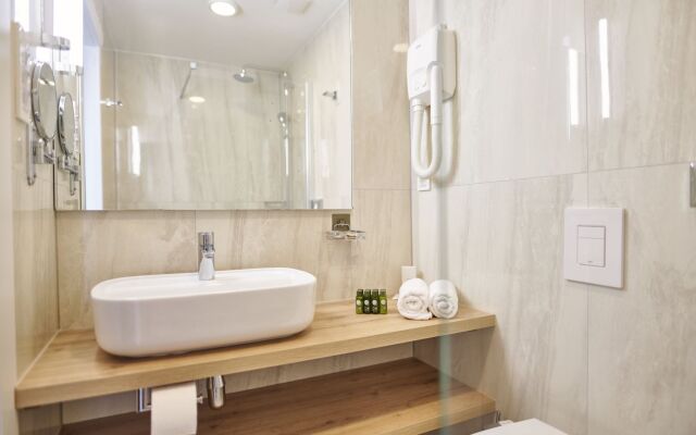 Colentum Resort Murter