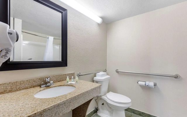 Quality Inn Downtown Stuart