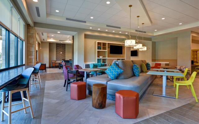 Home2 Suites by Hilton Orlando at Flamingo Crossings