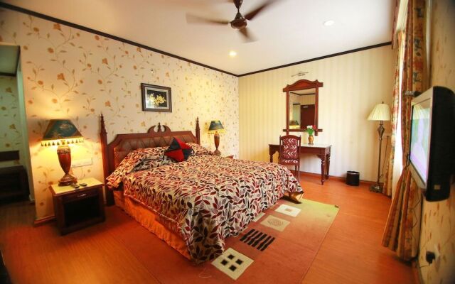 Madathil Regency Hotel