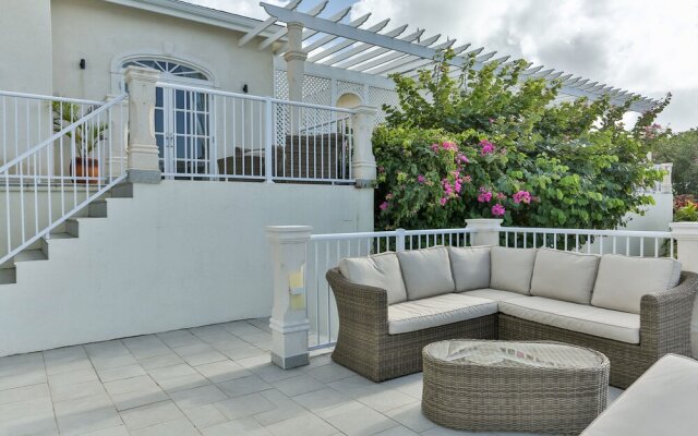 Cayman Villa - Contemporary 3 bedroom Villa with Stunning Ocean Views 3 Villa by RedAwning