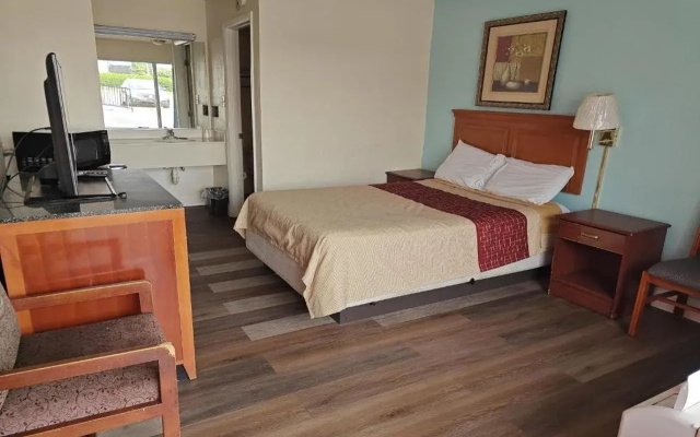 Travelodge by Wyndham Richmond Kentucky