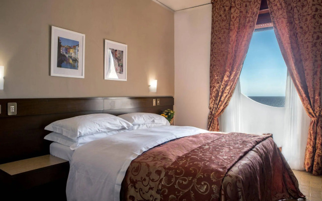 Hotel Sinuessa Terme