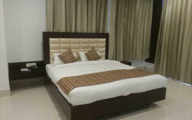 The Amor by OYO Rooms