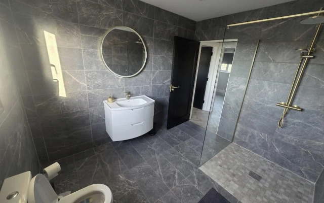 The 'old Rock' Guest House