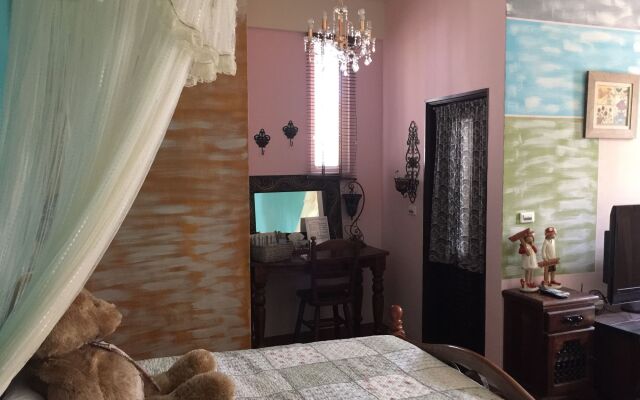 Hualien Paris Home B&B