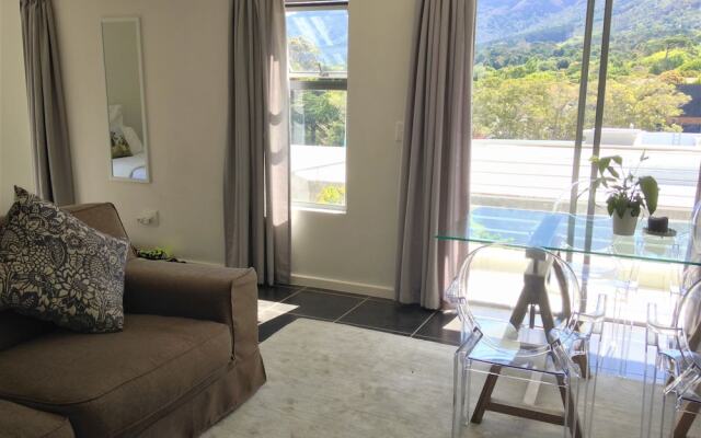 The Rondebosch 517