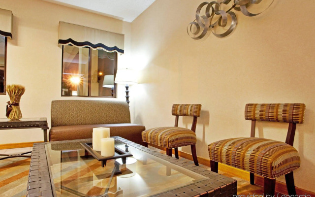 Comfort Inn Roanoke Civic Center