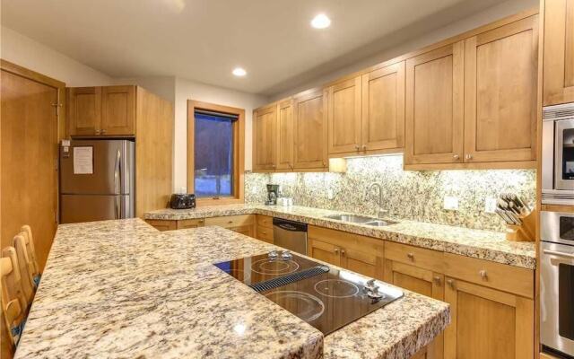 Pinnacle #1240 4 Bedroom Condo