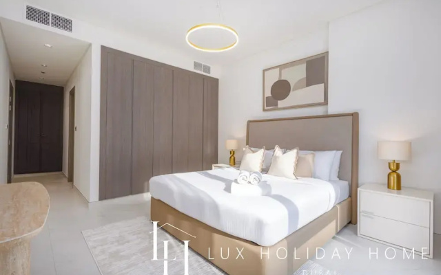 LUX The Burj Khalifa Lagoon View Suite 4
