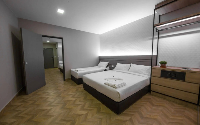 Worldview Grand Hotel