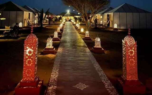 luxury camp jumeirah resort