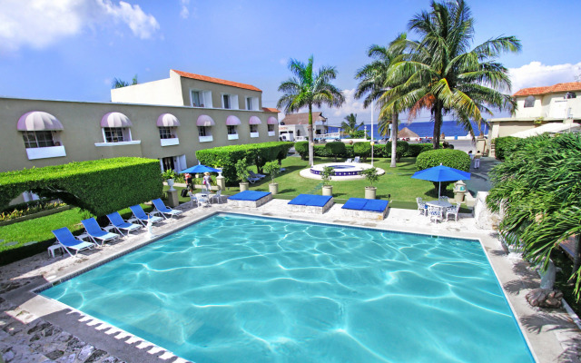 Villablanca Garden Beach Hotel
