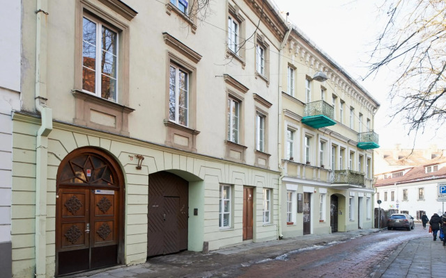 Regina House- sv. Mikalojaus 13