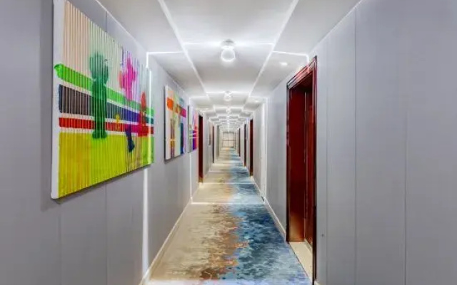 Meisu • Flower Hot Spring Hotel (Wuhu Pedestrian Street Binjiang Branch)