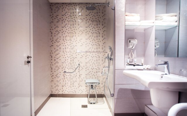 Golden Tulip Le Diplomate Cotonou