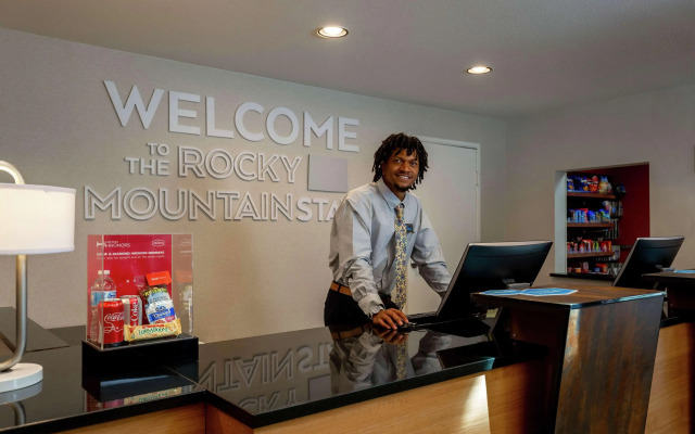 Hampton Inn & Suites Denver Tech Center