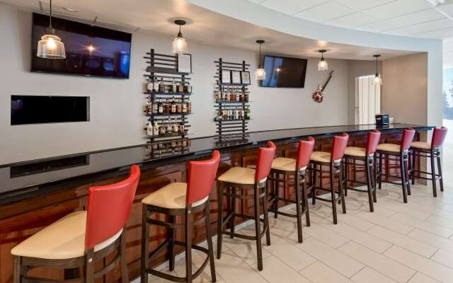 Best Western Plus Wausau Tower Inn