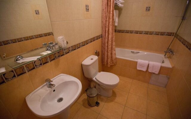 Shafran Hotel