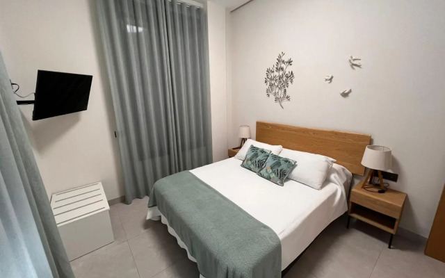 Apartamentos Granada 76